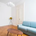 - Conseil Des Commis