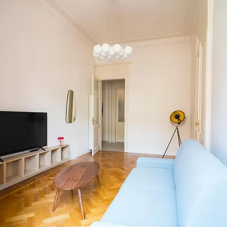- Conseil Des Commis Apartment