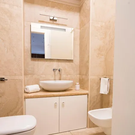 Apartment - Conseil Des Commis *