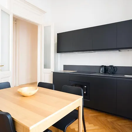 Apartment - Conseil Des Commis *